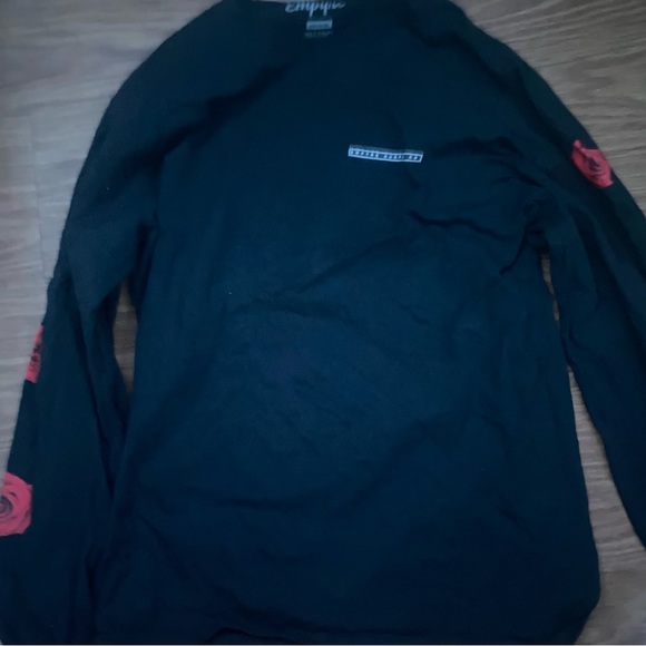 Empyre long sleeve shirt !🌹 - Picture 1 of 3
